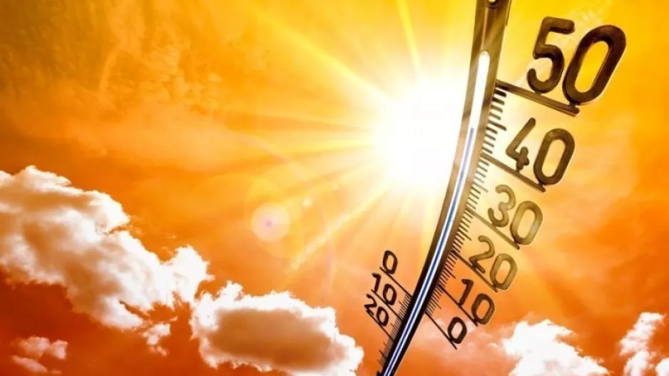 Στους 44 βαθμούς σήμερα, θα πνέουν ισχυροί άνεμοι