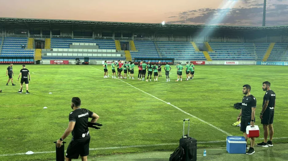 (Βίντεο-Φώτος kerkida) Προπόνηση στην "Dalga Arena"