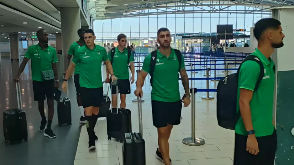 Αεροδρόμιο οι ποδοσφαιριστές της Ομόνοιας/ΦΩΤΟΣ
