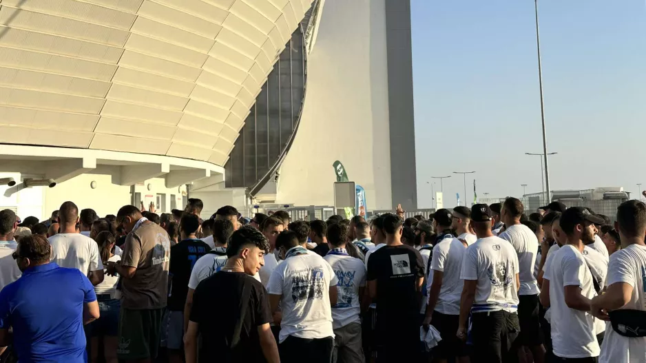 (ΒΙΝΤΕΟ-ΦΩΤΟΣ) Τραγούδι στη βόρεια οι Απολλωνίστες