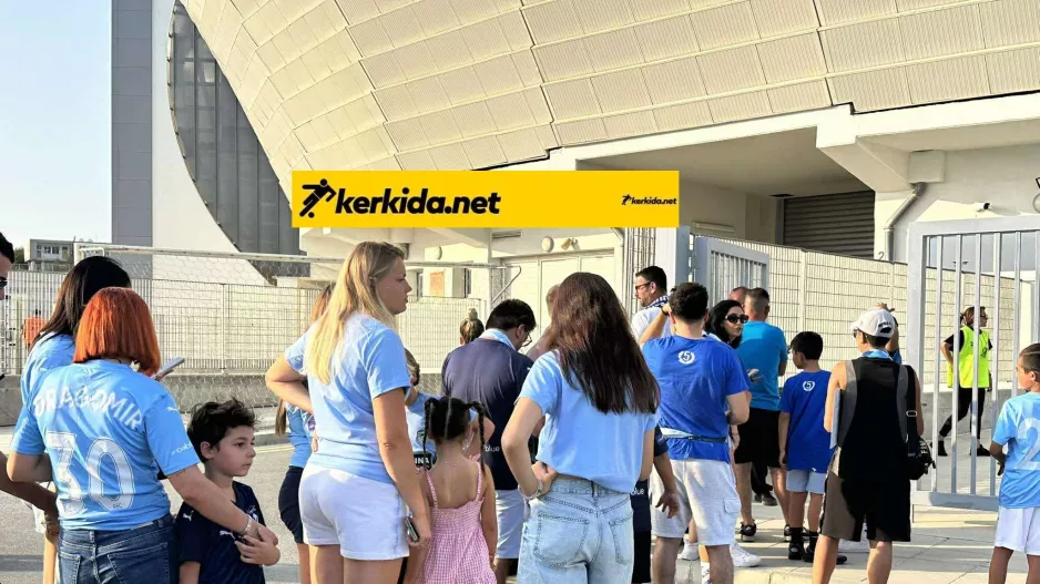 (ΦΩΤΟΣ Kerkida) Από νωρίς στο γήπεδο οι Παφίτες 