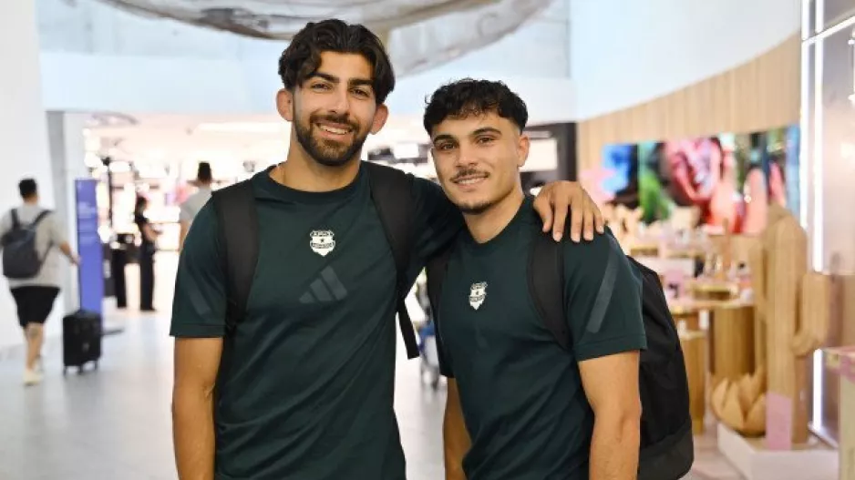 "Κάκου"-Χάμπος πόζα και... πόλος έλξης
