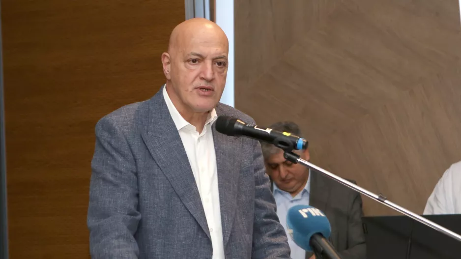 Επίθεση κατά Καρούσου για το «Αντώνης Παπαδόπουλος»: "Ας βρει κάτι άλλο να ασχοληθεί"