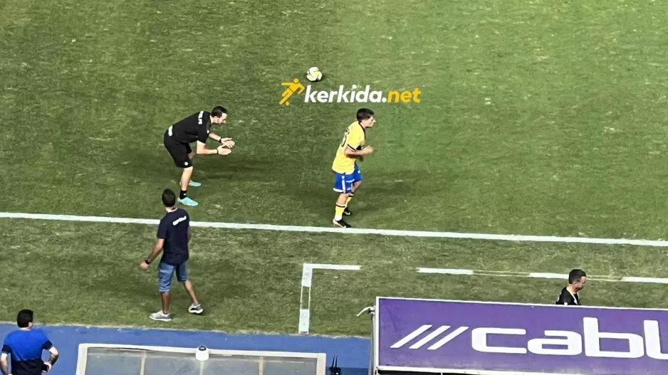 Ντεμπούτο για Τομάς
