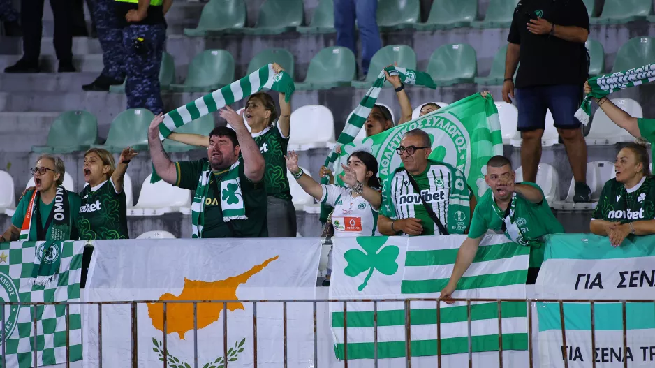 Τα... εξάντλησαν για "Wörthersee Stadion"