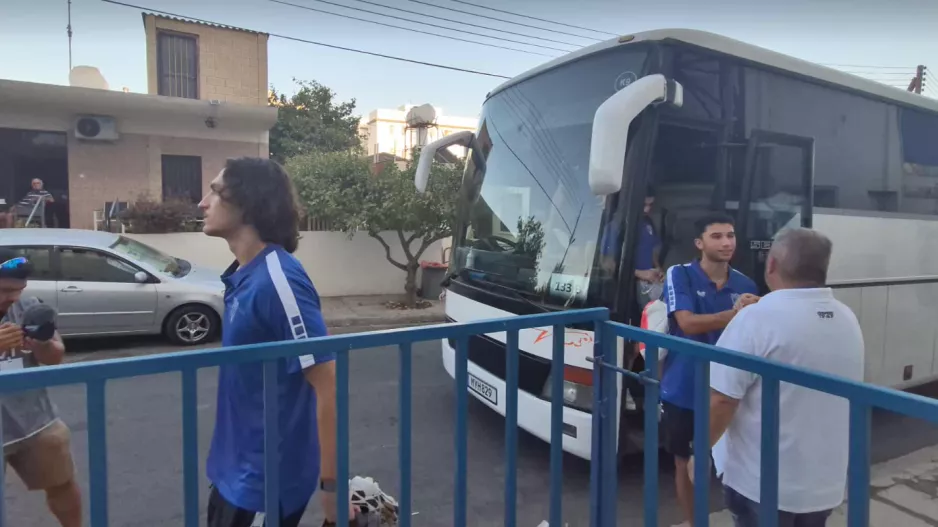 (ΦΩΤΟΡΕΠΟΡΤΑΖ-ΒΙΝΤΕΟ) Η άφιξη της Ομόνοιας Αρ. 