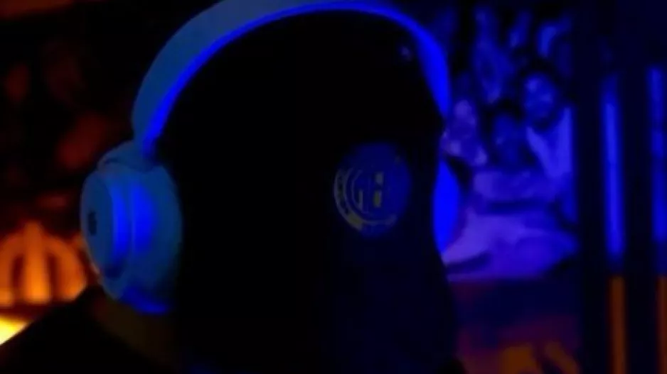 ΑΕΛ/"Guess Who’s Back?"