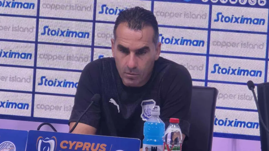 MEΓΑΛΗ η απογοήτευση του κόουτς