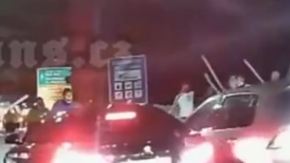 (ΒΙΝΤΕΟ) Άγρια επίθεση οπαδών του Ερυθρού Αστέρα σε φίλους της Λεχ Πόζναν