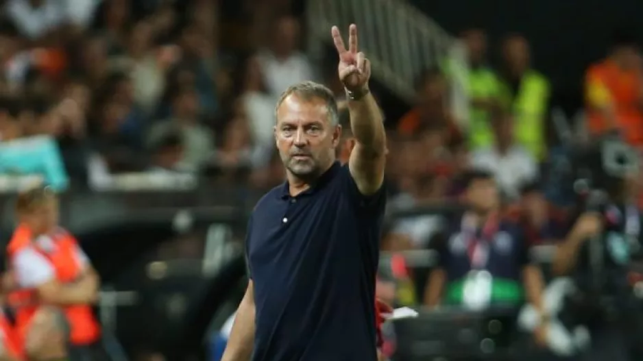 Φλικ: «Δε νομίζω ότι θα πάρουμε νέο αμυντικό»