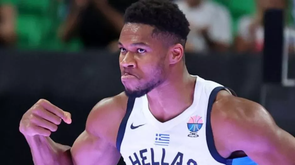Το αφιέρωμα της FIBA στον Γιάννη: «Εφιάλτης για κάθε αντίπαλη ομαδα»