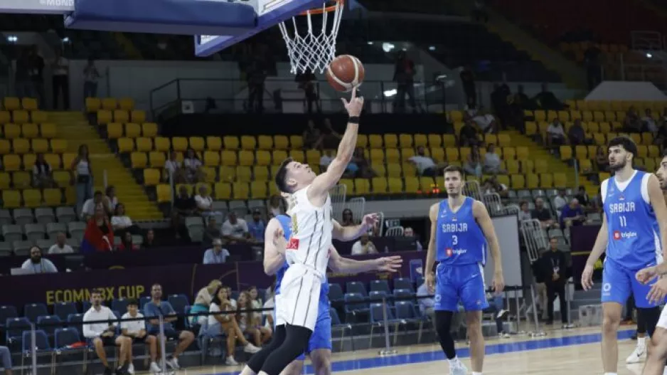 Ο Τίγκας ανάμεσα σε δύο NBAers!
