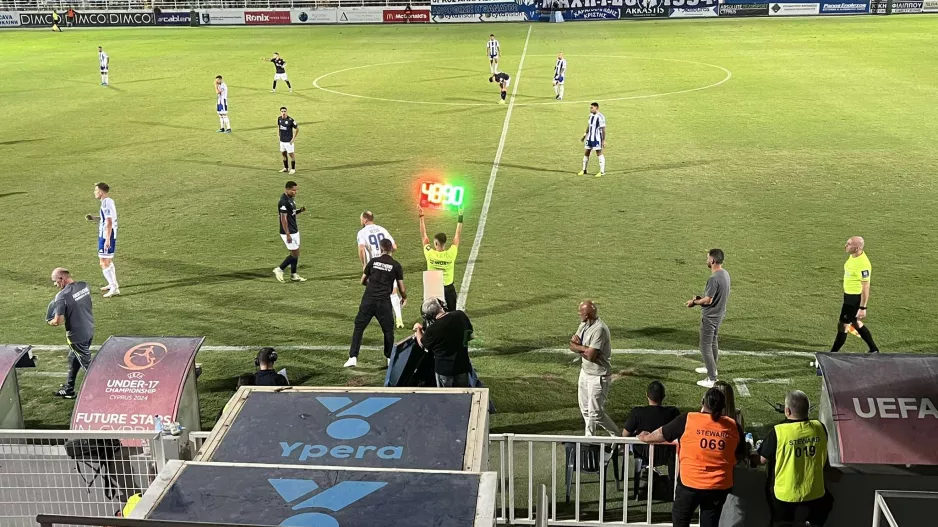 Ντεμπούτο με ΑΝΟ ο Μπέζους (Αναγκαστική ο Ιωάννου)