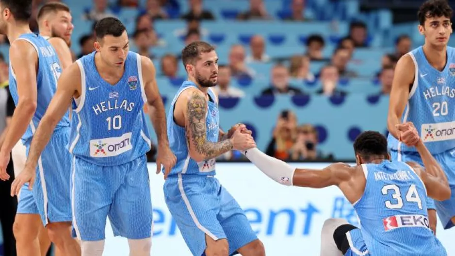 "Συγχαρητήρια" από Παναθηναϊκό και Ολυμπιακό στην Εθνική Ελλάδας