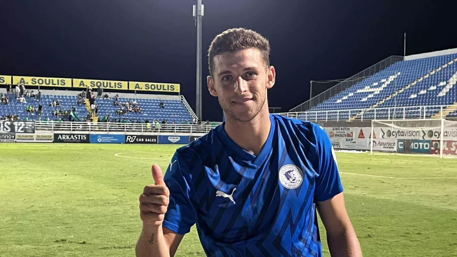 Nicolás Andereggen (λαμπάκια)!