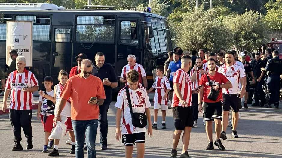 (Φώτος Kerkida) ΕΞΩ από "Γεώργιος Καραϊσκάκης"