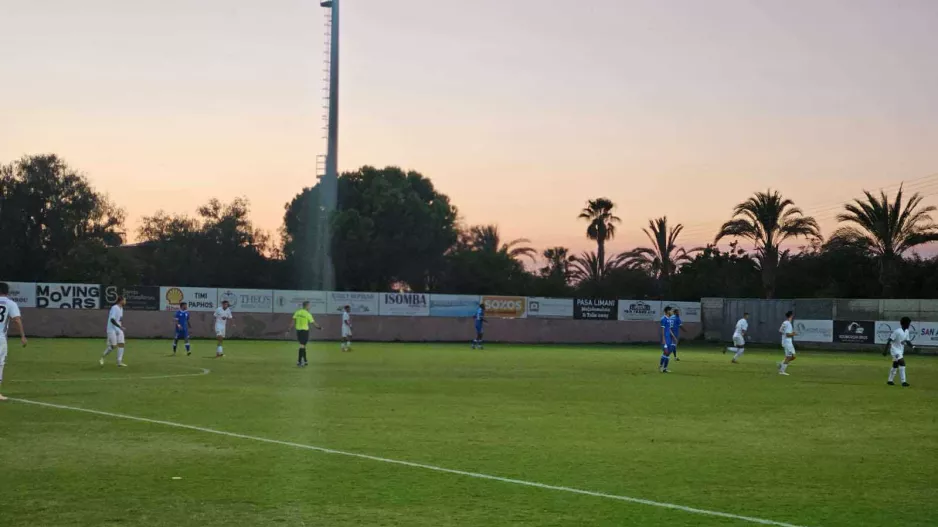 Νίκες για Διγενή και Δόξα