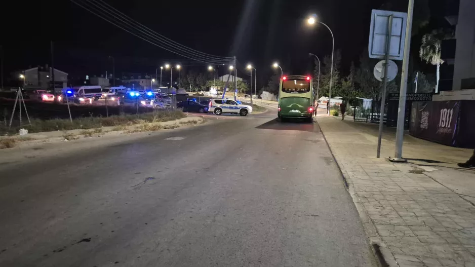 Με... πέντε στις αποσκευές/Ομόνοια!