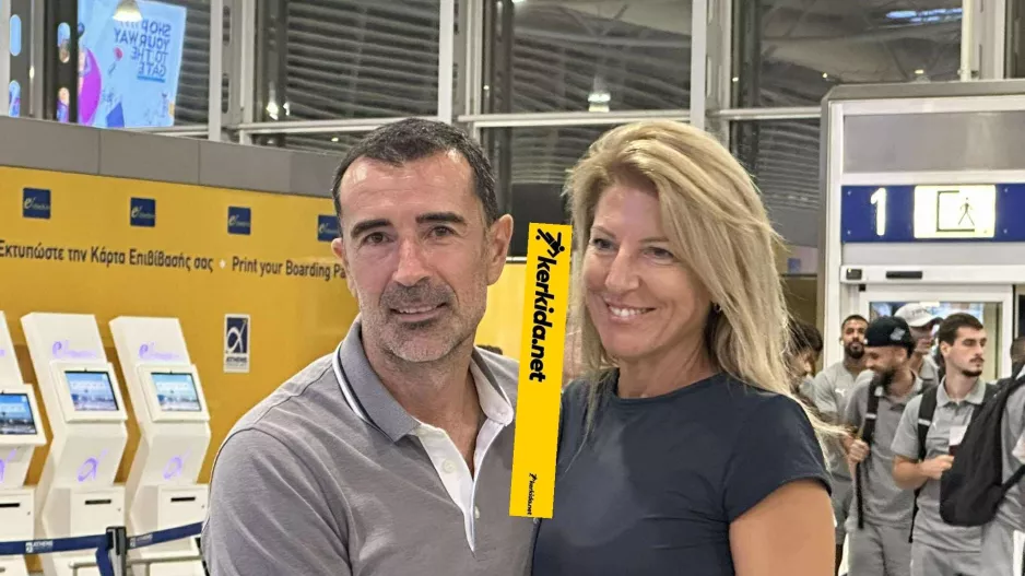 Με τη Mercedes του!