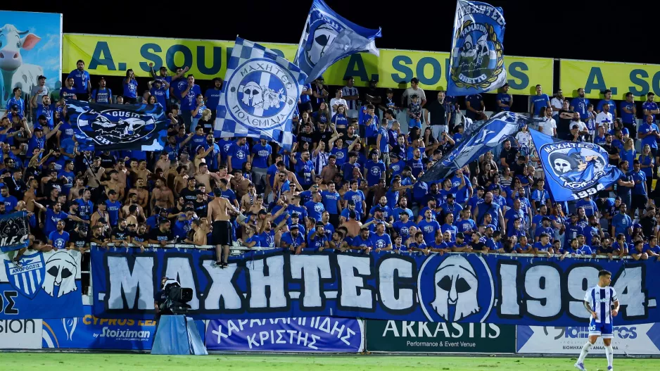 Συγκινητικός ο κόσμος, αλλά χρειάζονται οι επιφανείς