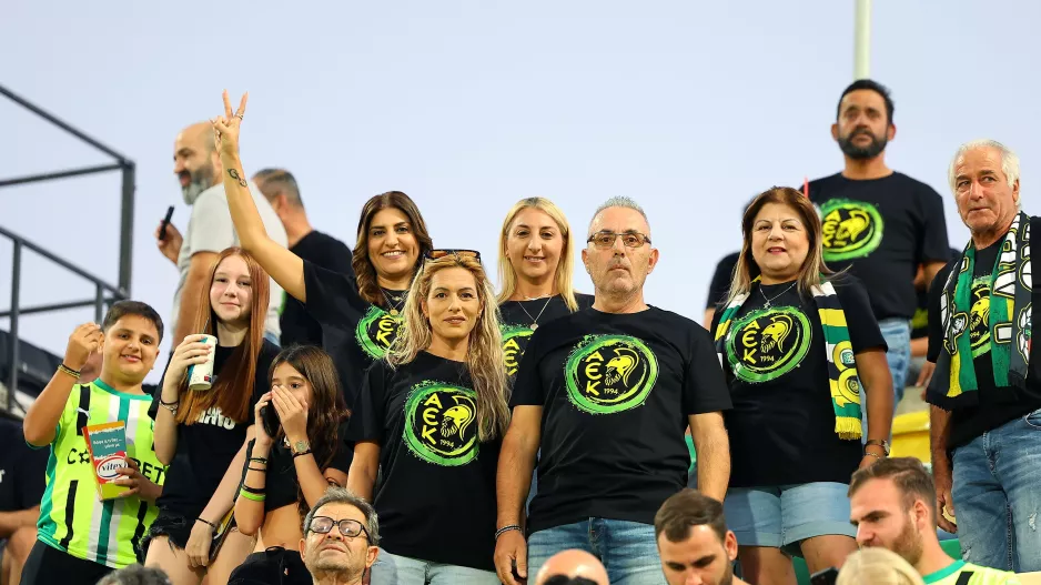 Γνωριμία στο πέταλο!