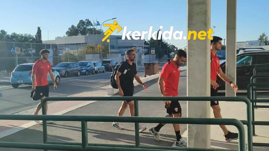 (Φώτος kerkida) Η άφιξη της Σαλαμίνας 