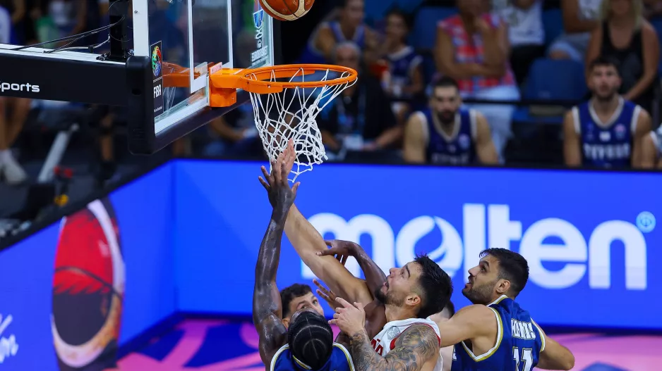 Μάχες για το πλασάρισμα στον τρίτο όμιλο του FIBA EuroBasket 2025