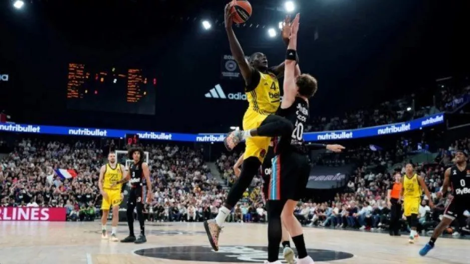 Υπέστη ρήξη χιαστού στο AfroBasket ο Μπάνγκο