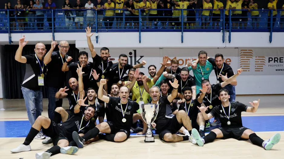 Η ΑΕΛ νίκησε την Ομόνοια και πήρε την...κούπα! (Φώτος)