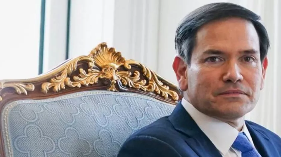 Ρούμπιο σε Λαβρόφ: «Σταματήστε το μακελειό στην Ουκρανία»