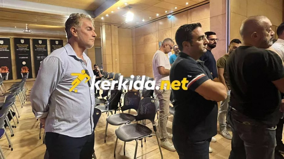 Παρακολούθησε... Παπασταύρου