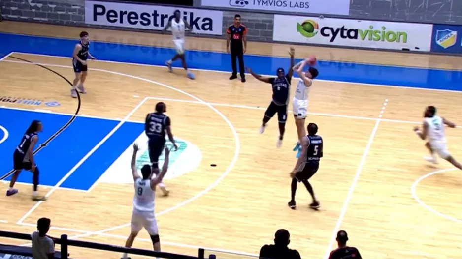 (Βίντεο) Το απίστευτο clutch-shot του Καραγιάννη