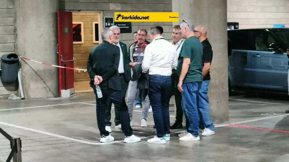 Συζήτηση με Παπασταύρου