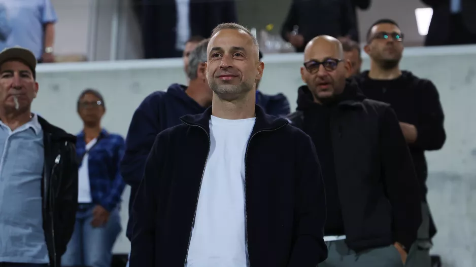 ΕΔΩ...Παπουλής!