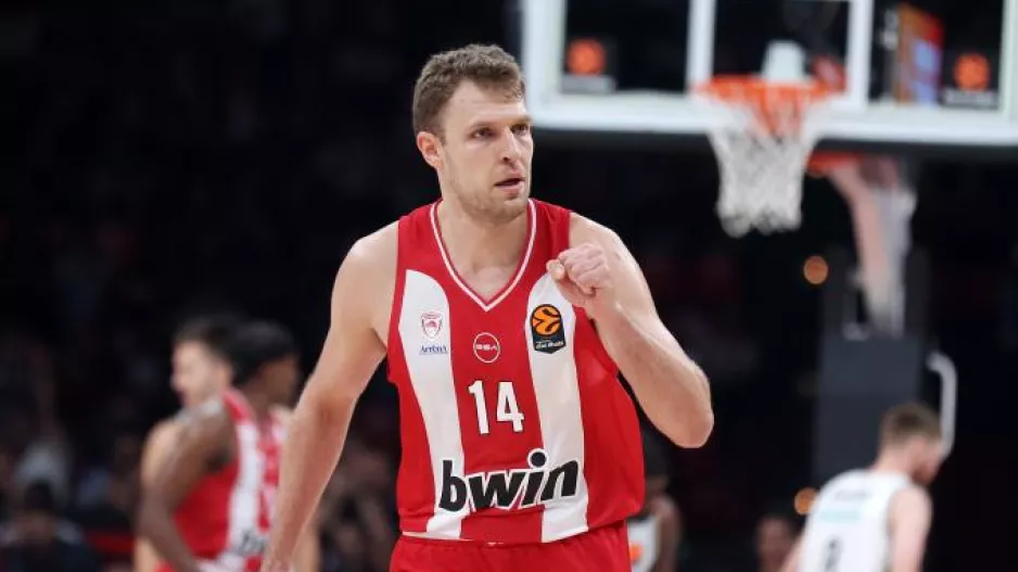 MVP της 3ης αγωνιστικής ο Βεζένκοφ
