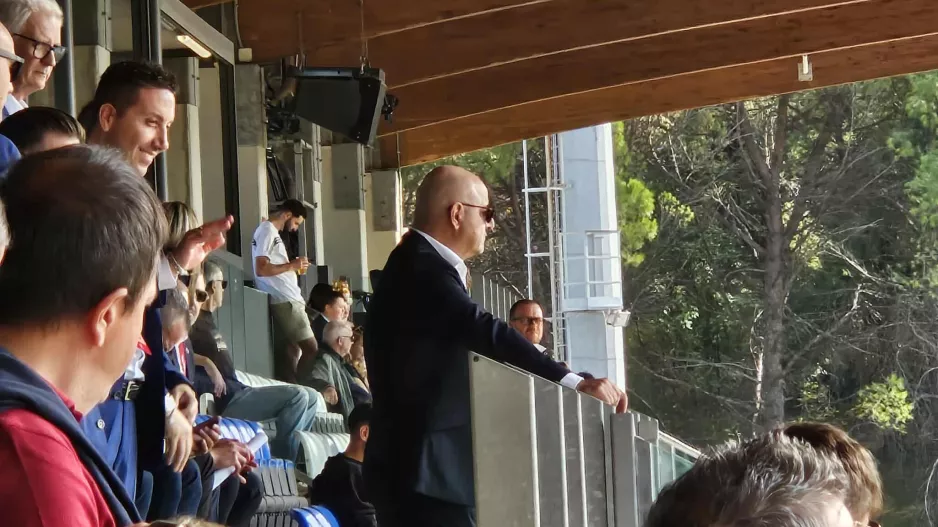 ΕΤΟΙΜΟΣ ο πρόεδρος!