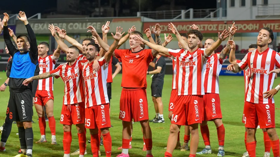Κόσμος, παίκτες, παράγοντες...