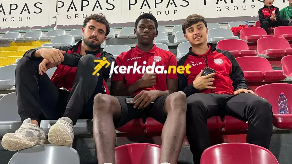 Πόζα... από την εξέδρα