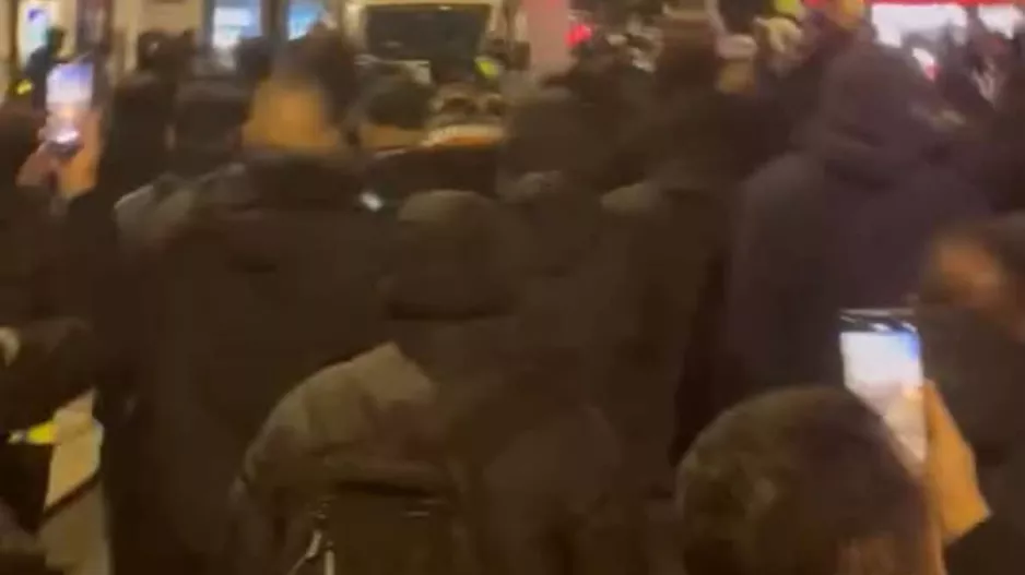 (Βίντεο Kerkida) "Κιτρινοπράσινη" πορεία για το Selhurst Park