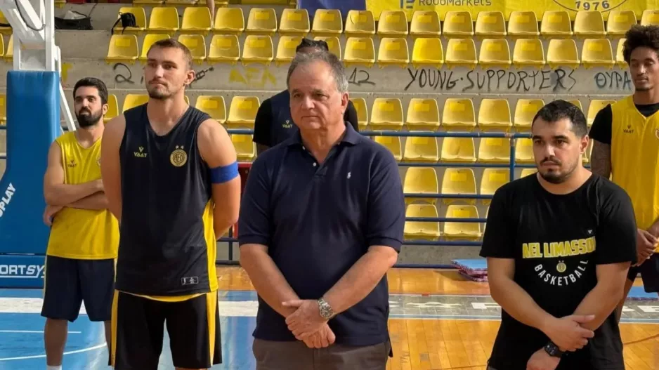 Το ΠΙΣΤΕΥΕΙ ο Μάικλ 