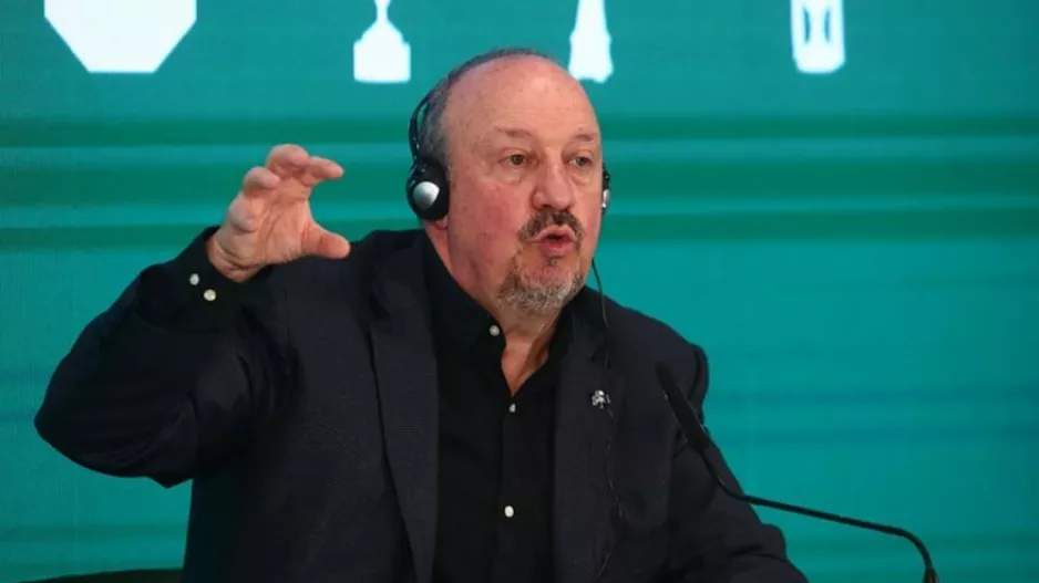 Μπενίτεθ: «Όλοι μαζί ενωμένοι, με πίστη, αυτοπεποίθηση και νοοτροπία νικητή»