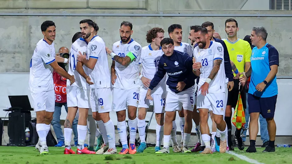 ΑΠΛΑ πράγματα "Είμαστε ΟΜΑΔΑ"