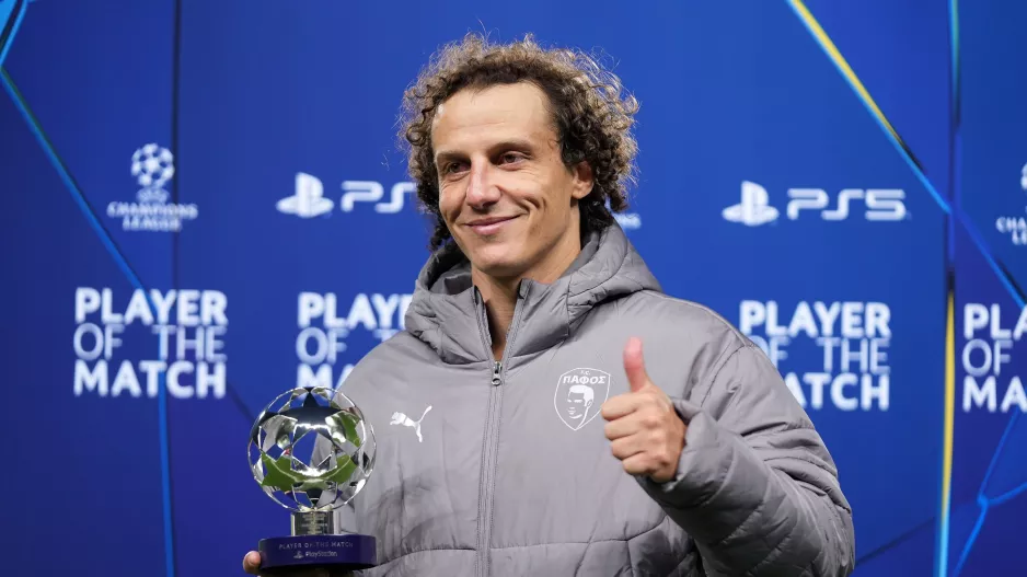 MVP ο... ανίκητος Νταβίντ Λουίζ!