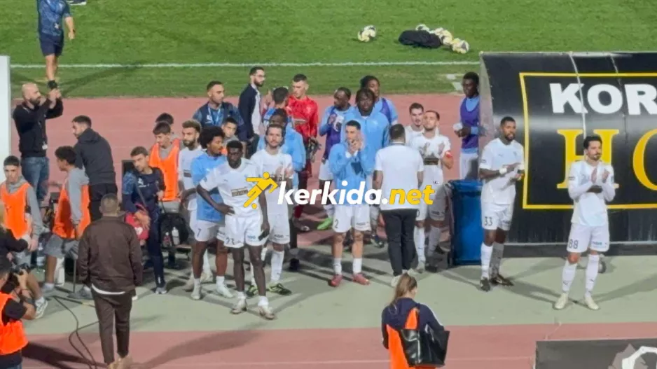 (Bίντεο Kerkida) Αντάλλαξαν χειροκρότημα!