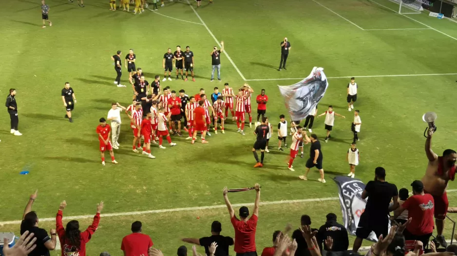 Δεν ξενερώνει ΠΟΤΕ!!!