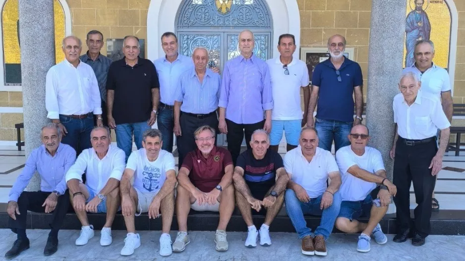 Συναπάντημα... ετών 38 (Φώτος)
