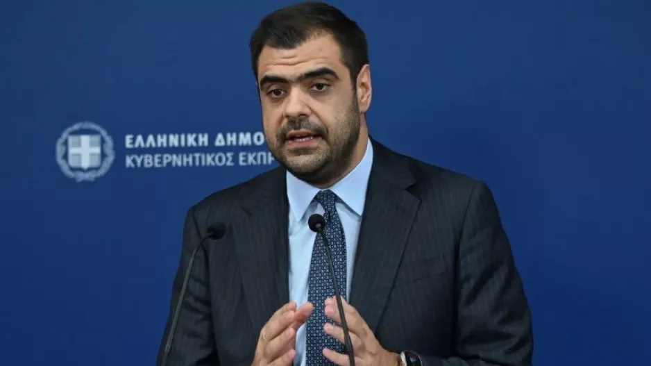 Μαρινάκης για Τσίπρα: "Την τελευταία φορά που μίλησε για θάλασσες ψάχναμε για σωσίβια"