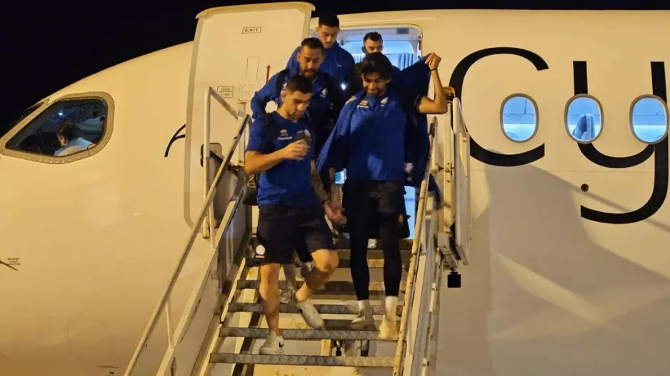 Προσγείωση... στο "Fellini Airport" η Εθνική μας (Φώτος)