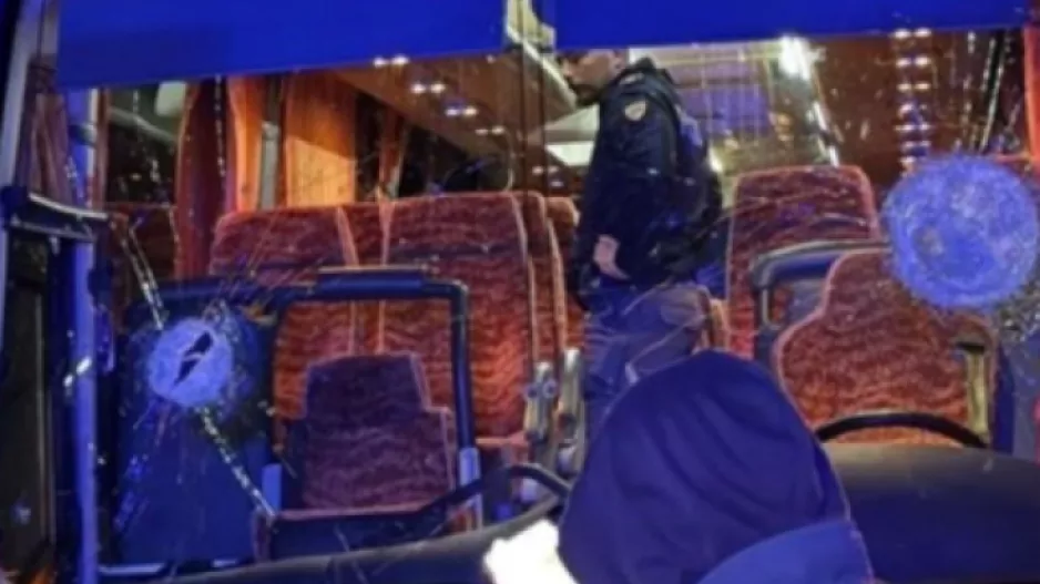 Νεκρός οδηγός πούλμαν μετά από επίθεση οπαδών