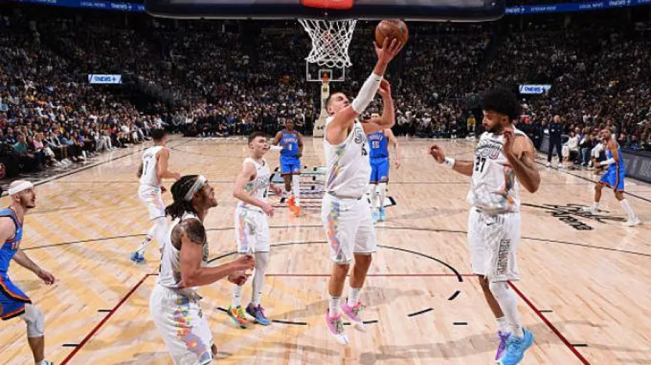 Έγραψε ιστορία με 4 triple-double στα πρώτα 4 παιχνίδια της σεζόν!
